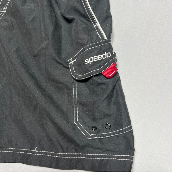 Speedo Shorts Mens Large Black Red Swimming Trunk Bathing Suit Surfing Lined - Picture 2 of 10
